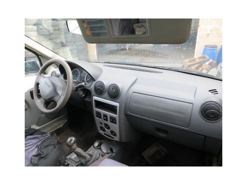 dacia logan del año 2006