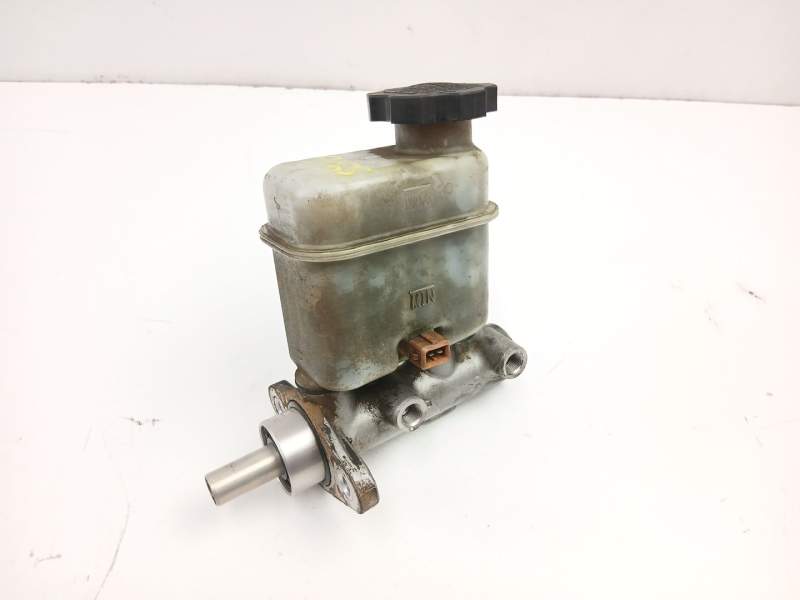 Recambio de bomba de freno para hyundai santa fé ii (cm) 2.2 crdi 4x4 referencia OEM IAM 585102B800  