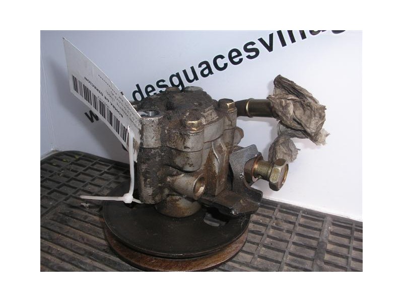 Recambio de bomba dirección : nissan vanette : 2.3-d-(ld23-a) (74,8cv) [1995] para nissan vanette 2.3-d-(ld23-a) referencia OEM 