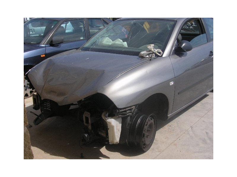 seat ibiza del año 2003