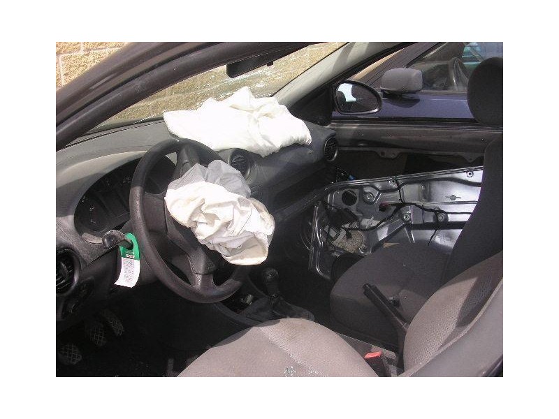 seat ibiza del año 2003