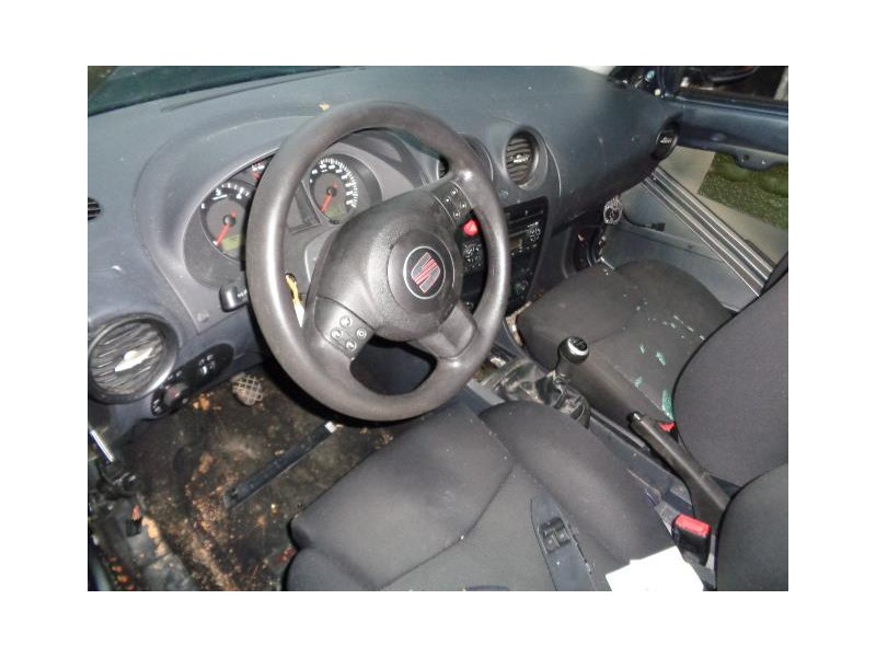 seat ibiza del año 2005