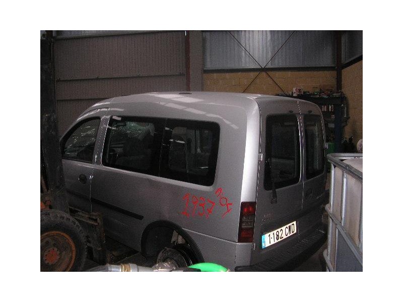 opel combo del año 2004