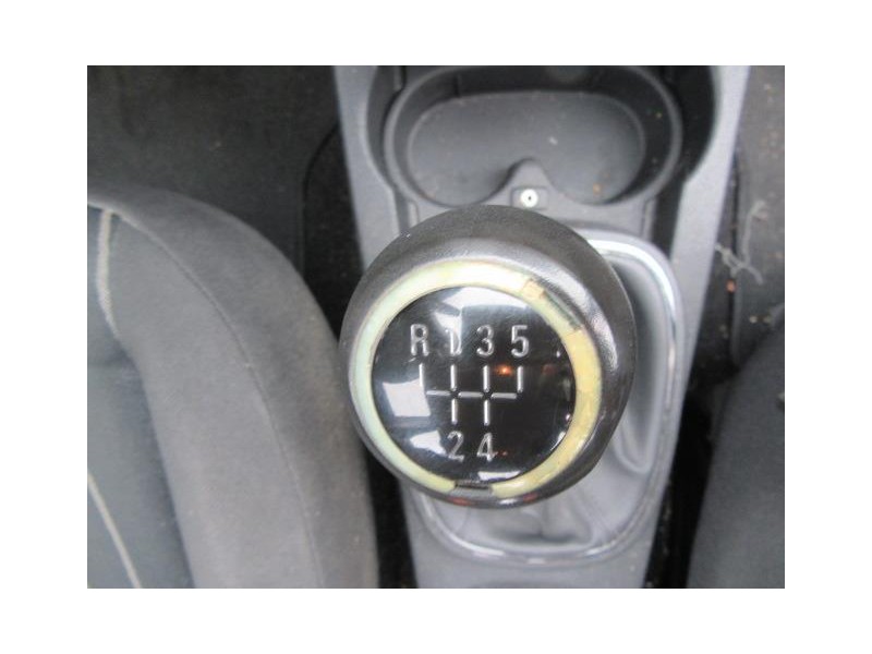 opel corsa del año 2007