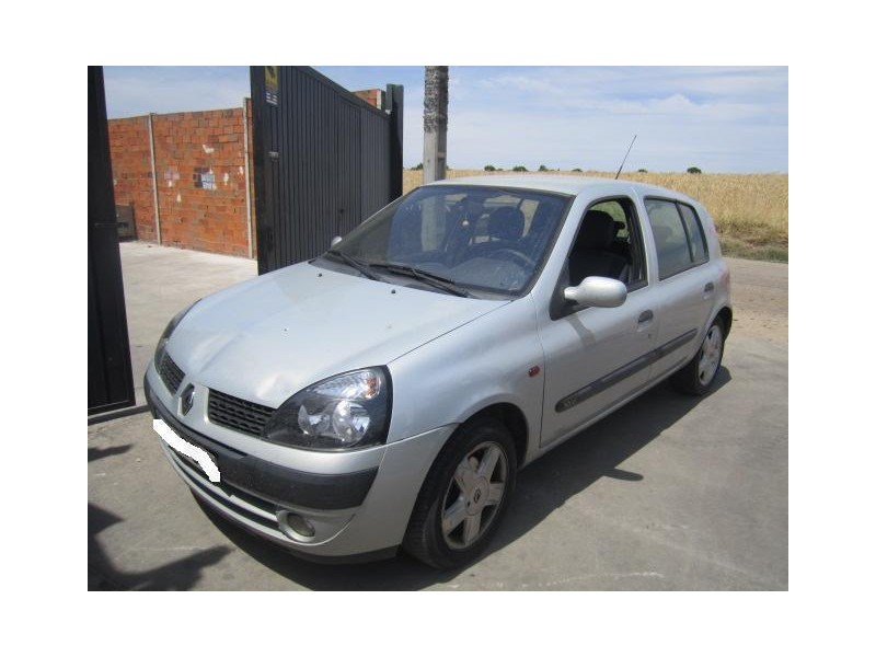renault clio del año 2001