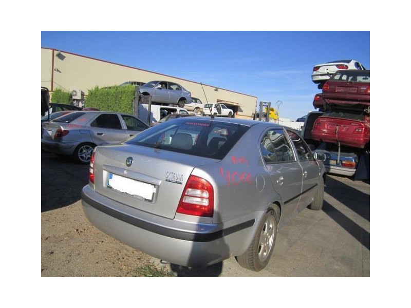 skoda octavia del año 2004