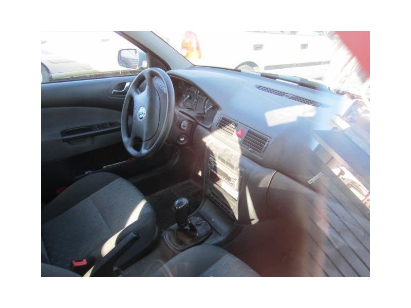 skoda octavia del año 2004