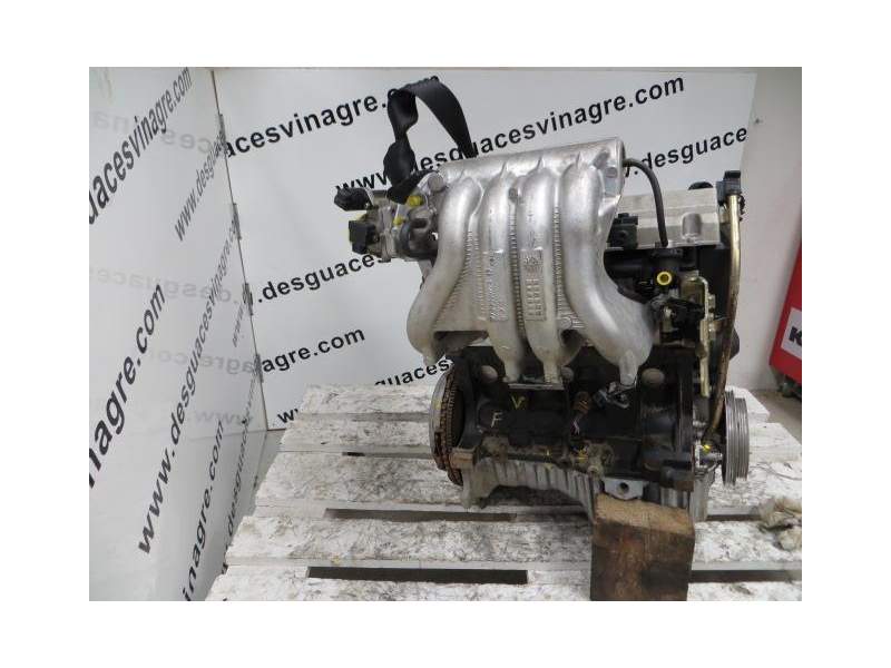 Recambio de motor gasolina para renault scenic 1.6 g referencia OEM IAM K7MA702  
