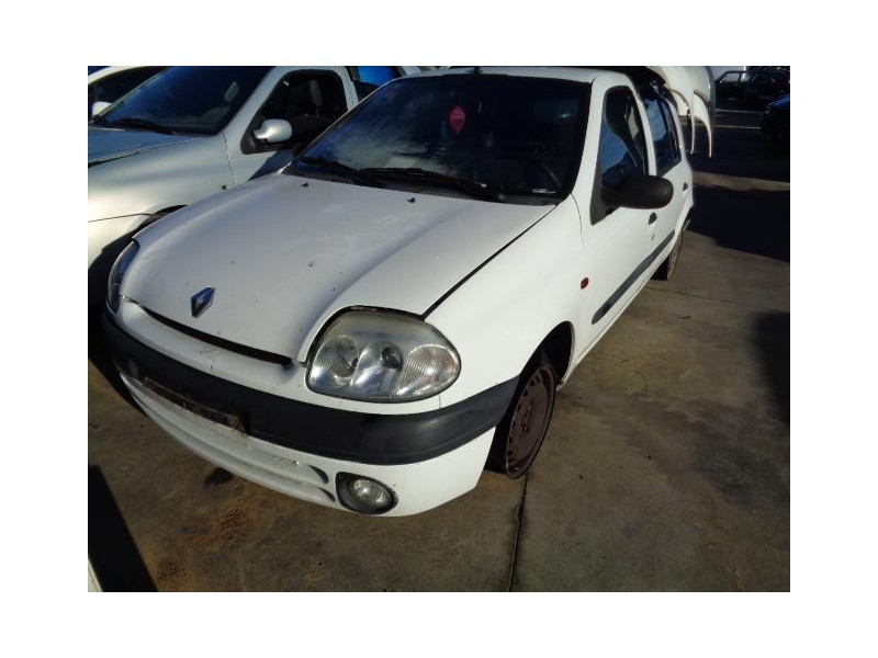renault clio del año 2000