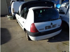 renault clio del año 2000 2