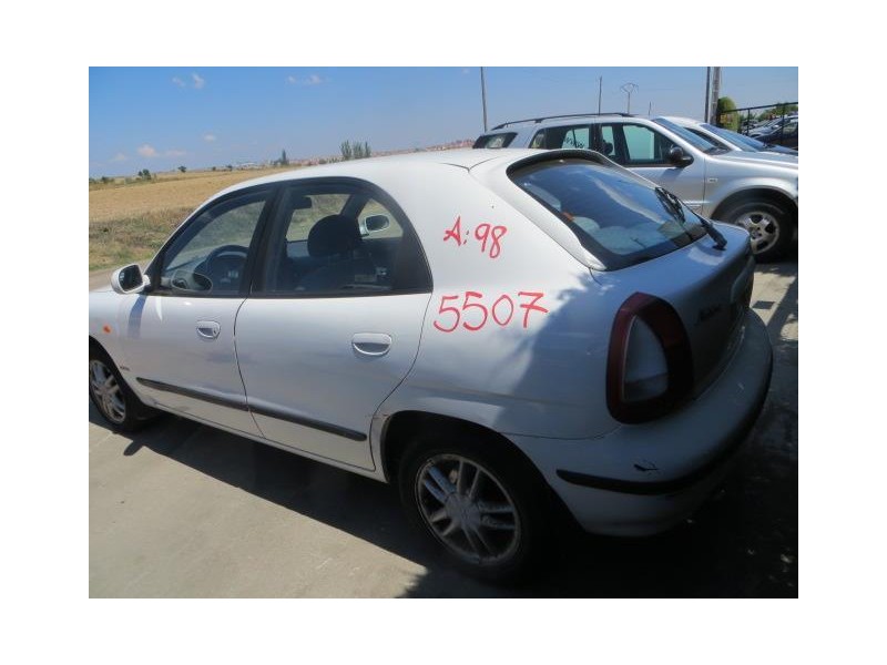 daewoo nubira del año 1998