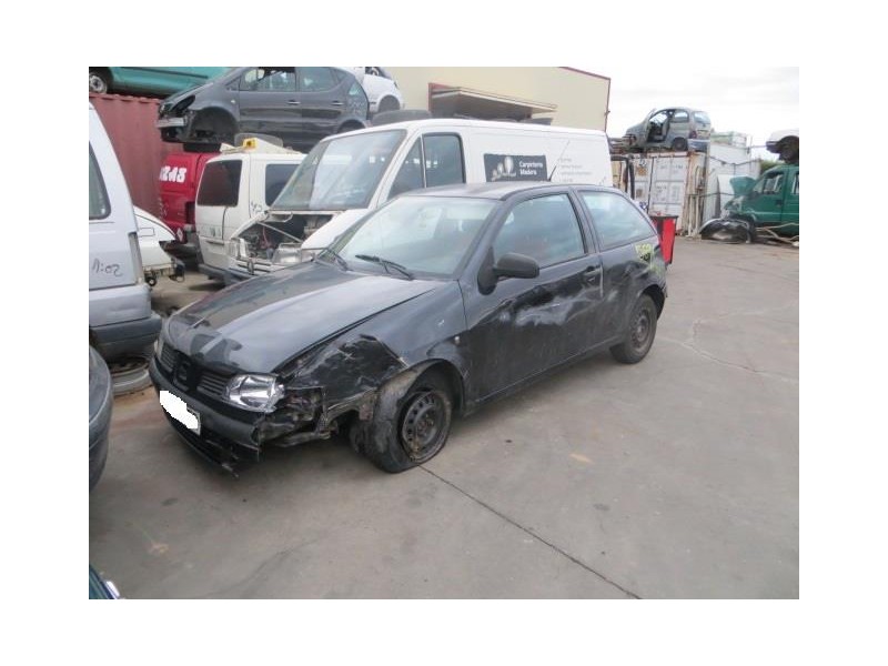 seat ibiza del año 2001