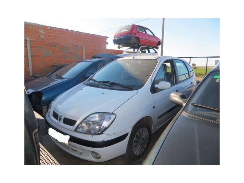 renault scenic del año 2002