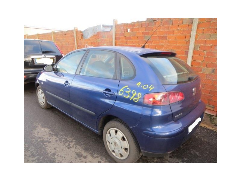 seat ibiza del año 2004