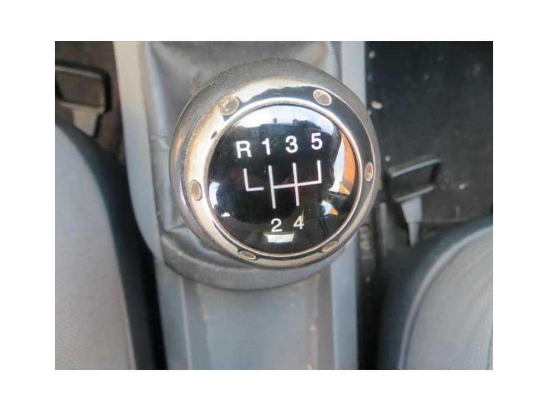 seat ibiza del año 2004