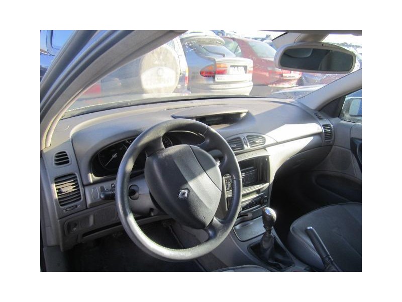 renault laguna del año 2003