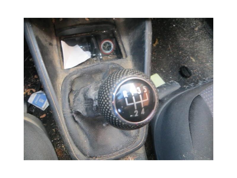 volkswagen golf del año 2003