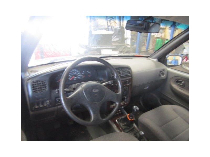 kia sportage del año 2000