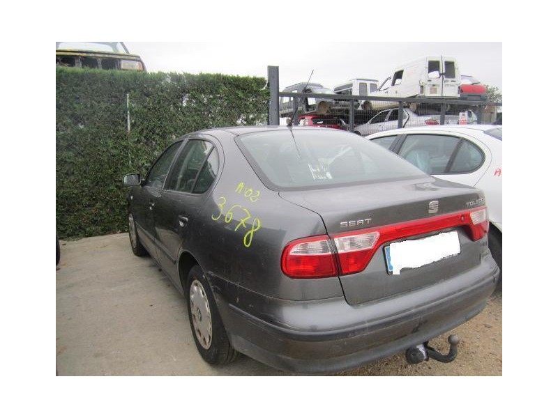 seat toledo del año 2002