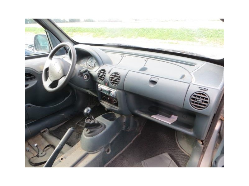 renault kangoo del año 2001