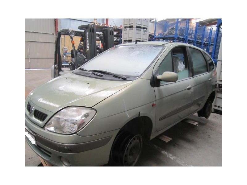 renault scenic del año 2002