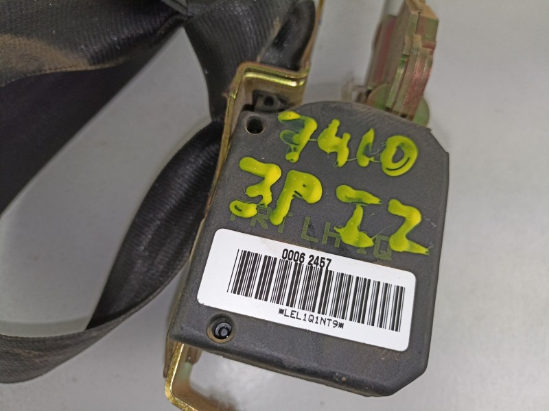 Recambio de cinturones delanteros para daewoo lanos 1.4 g referencia OEM IAM IZQUIERDOYDERECHO3P  