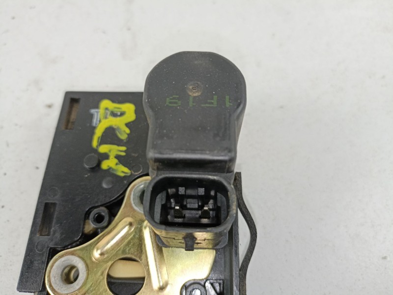 Recambio de cerradura puerta delantera derecha para daewoo lanos 1.4 g referencia OEM IAM 3P  