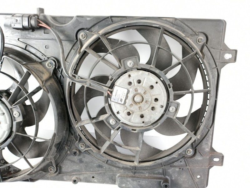 Recambio de electroventilador para volkswagen sharan (7m6/7m9) comfortline referencia OEM IAM 7M3121203  