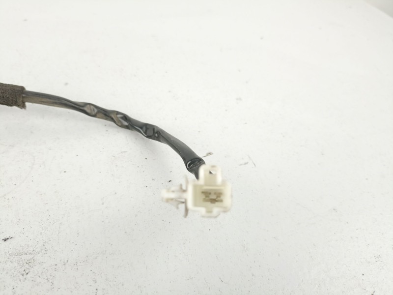 Recambio de elevalunas trasero izquierdo para toyota prius 1.5 g referencia OEM IAM 8571047011ELECTRICO2PINES  