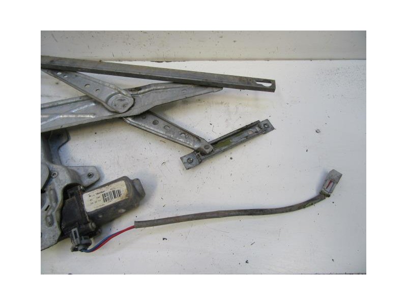 Recambio de elevalunas elec. tra. izq. : mg zs : 2.0 td (112,85cv) [2005] para mg zs 2.0 td referencia OEM IAM ELECTRICO  