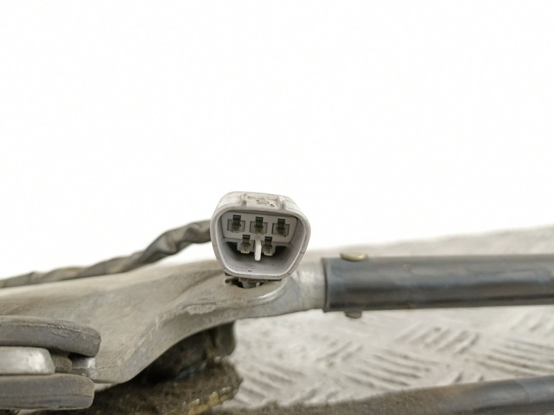 Recambio de motor limpia delantero para toyota prius 1.5 g referencia OEM IAM 8511047040  