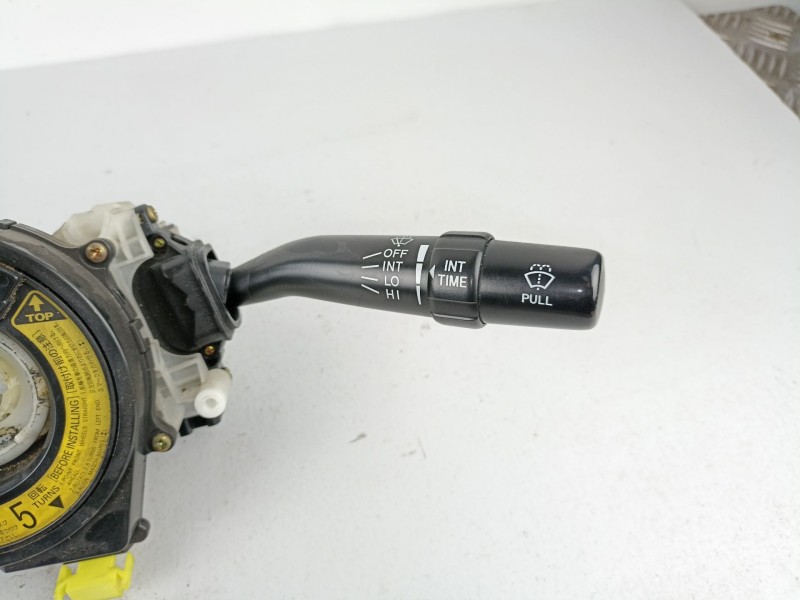 Recambio de mando luces y limpias para toyota prius 1.5 g referencia OEM IAM 8431047030  