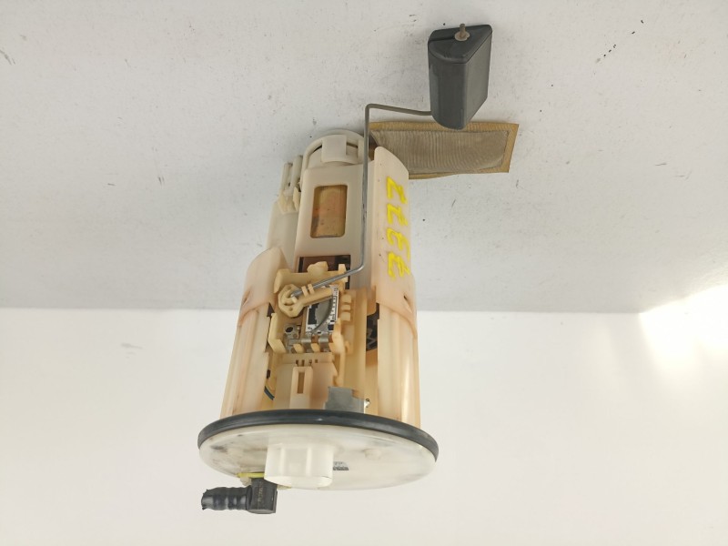 Recambio de bomba gasolina / aforadores para toyota prius (nhw11) 1.5 16v cat referencia OEM IAM 7702047020  