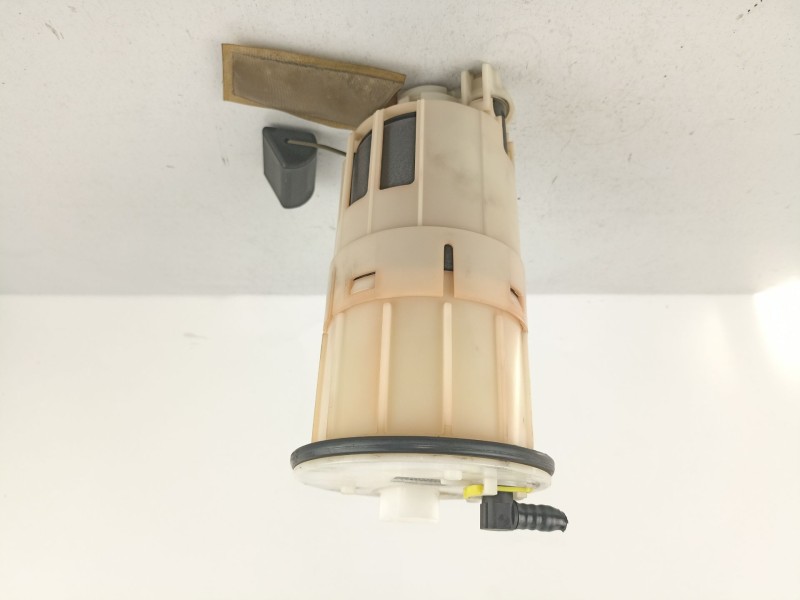 Recambio de bomba gasolina / aforadores para toyota prius (nhw11) 1.5 16v cat referencia OEM IAM 7702047020  