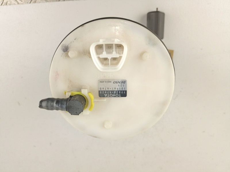 Recambio de bomba gasolina / aforadores para toyota prius (nhw11) 1.5 16v cat referencia OEM IAM 7702047020  