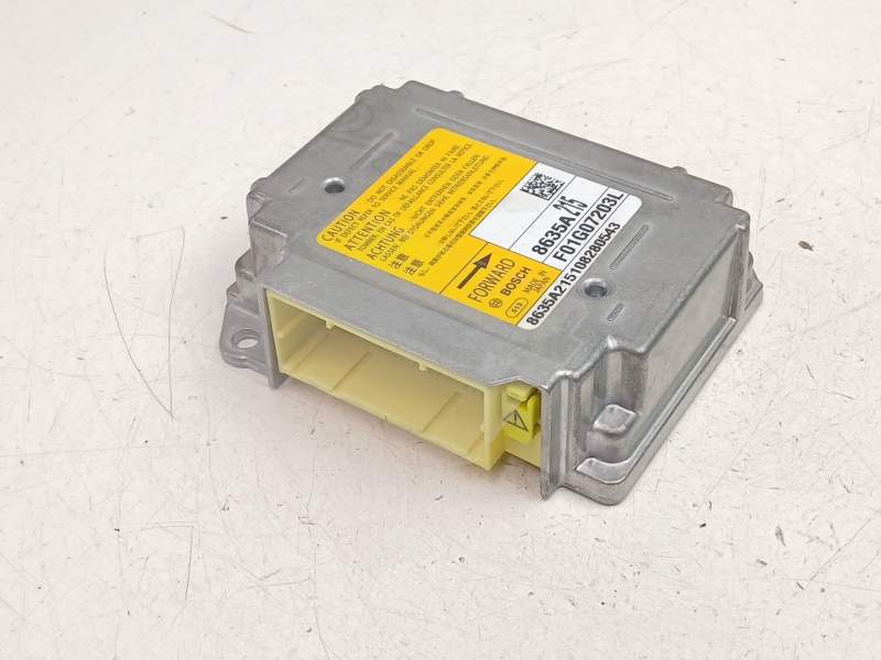Recambio de centralita airbag para mitsubishi asx (ga_w_) 1.8 di-d (ga6w) referencia OEM IAM 8635A215 F01G07203L 