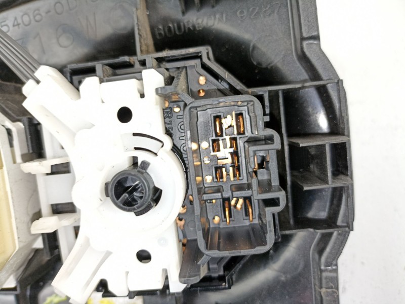 Recambio de mandos calefaccion para toyota yaris 1.3 g 6v referencia OEM IAM 554060D190  