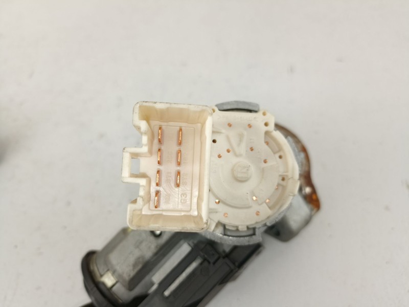 Recambio de antirrobo clausor de arranque para toyota yaris 1.3 g 6v referencia OEM IAM N0502241256B  