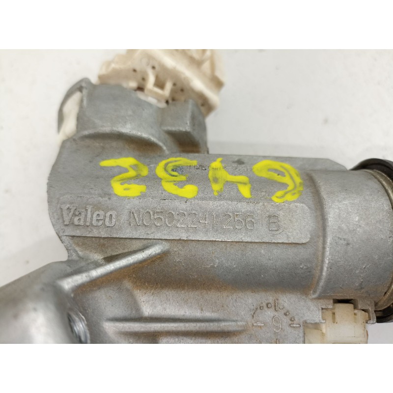 Recambio de antirrobo clausor de arranque para toyota yaris 1.3 g 6v referencia OEM IAM N0502241256B  