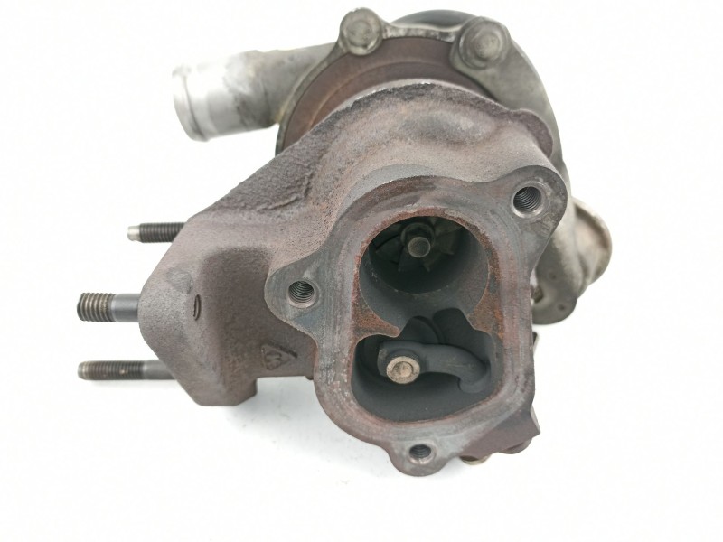 Recambio de turbo para opel corsa 1.3 cdti referencia OEM IAM 710005263  