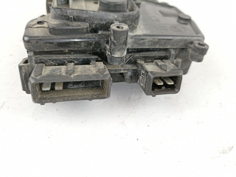 Recambio de cerradura puerta trasera izquierda para peugeot 605 1.9 sri referencia OEM IAM 190490A  