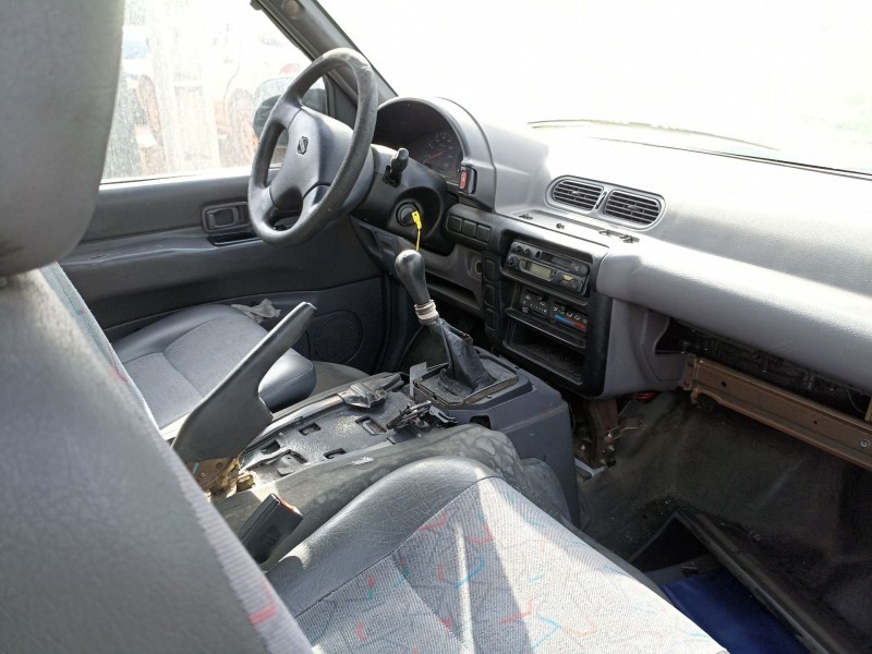 nissan vanette del año 1999