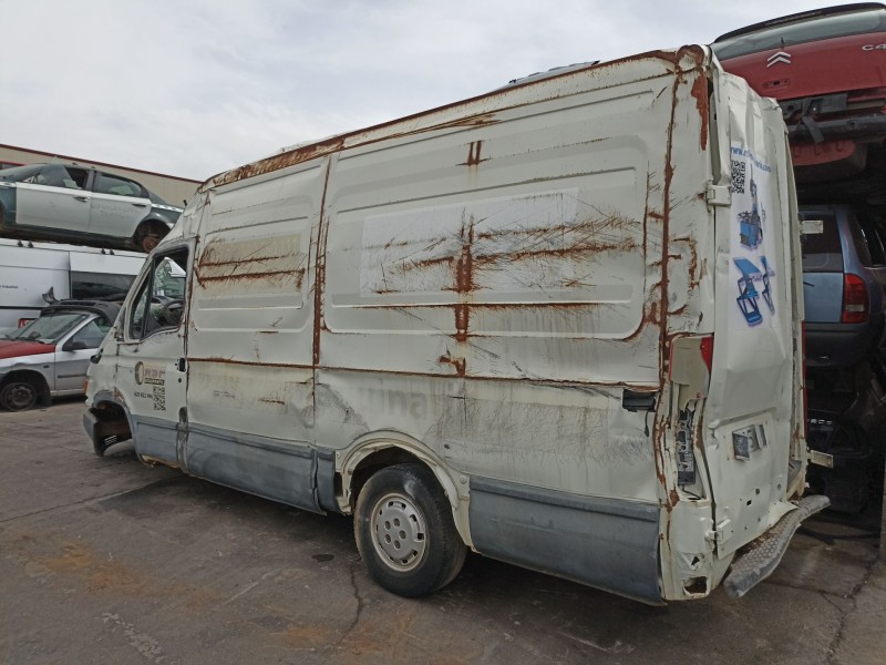 iveco daily caja cerrada (1999 =>) del año 1999