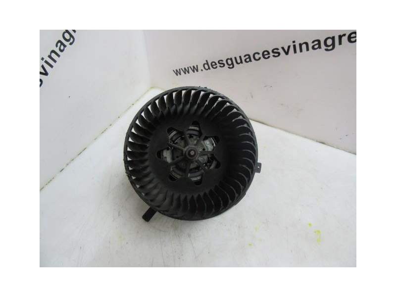Recambio de motor calefaccion para volkswagen caddy 1.6 tdi (cayae) (75 cv ) referencia OEM IAM 3C0907521F 011500081 