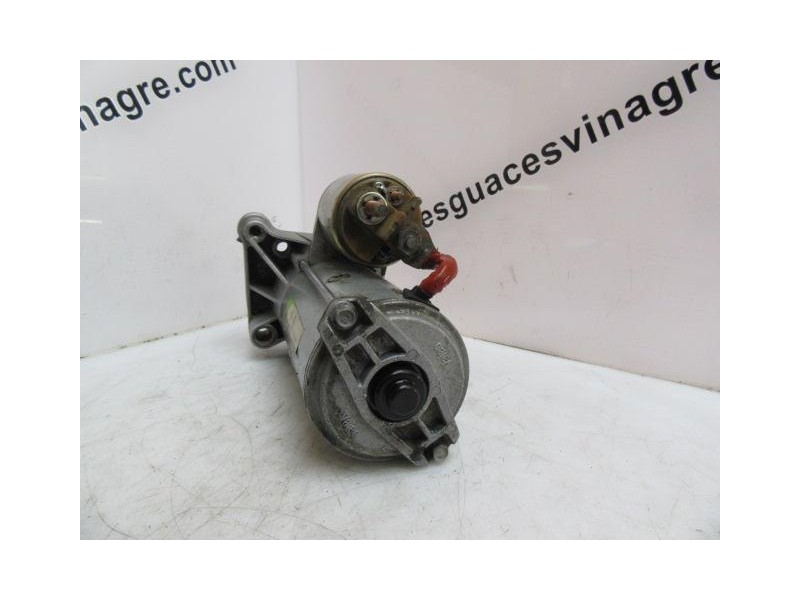 Recambio de motor arranque : renault laguna : 1.9 dci /f9q t7 [2001] para renault laguna 1.9 dci /f9q t7 referencia OEM IAM 8200