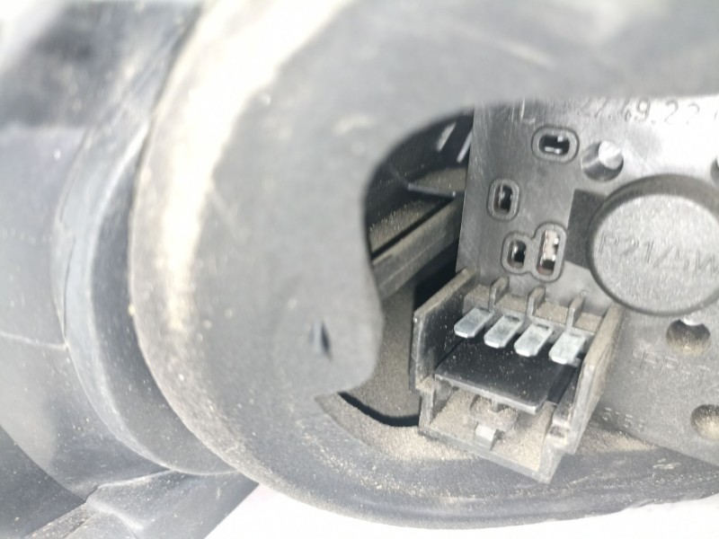 Recambio de piloto trasero izquierdo para fiat croma 1.9 jtd -939a1000 (119,64cv 1.9 jtd -939a1000 5p referencia OEM IAM 5172725