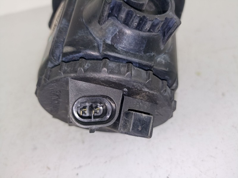 Recambio de antiniebla derecho para fiat croma 1.9 jtd -939a1000 (119,64cv 1.9 jtd -939a1000 5p referencia OEM IAM 370407486  