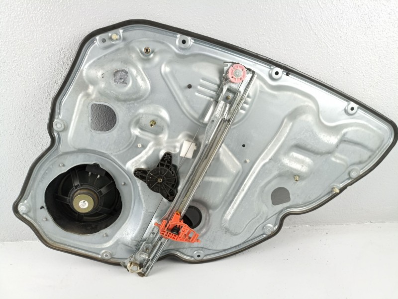 Recambio de elevalunas trasero izquierdo para fiat croma 1.9 jtd -939a1000 (119,64cv 1.9 jtd -939a1000 5p referencia OEM IAM 517