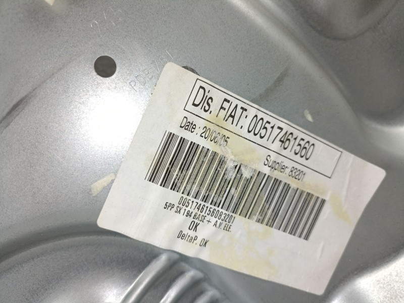 Recambio de elevalunas trasero izquierdo para fiat croma 1.9 jtd -939a1000 (119,64cv 1.9 jtd -939a1000 5p referencia OEM IAM 517