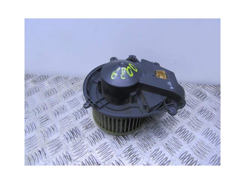 Recambio de motor calefaccion para volkswagen passat 1.9 tdi referencia OEM IAM 8D1820021  